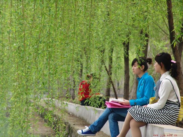 陕西建筑工程学校大学科技园宣传片
